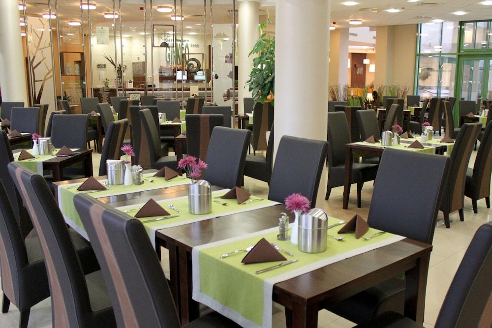 Hotel Ginkgo Hódmezővásárhely Εξωτερικό φωτογραφία
