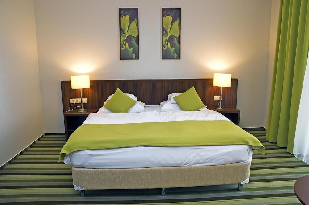 Hotel Ginkgo Hódmezővásárhely Εξωτερικό φωτογραφία
