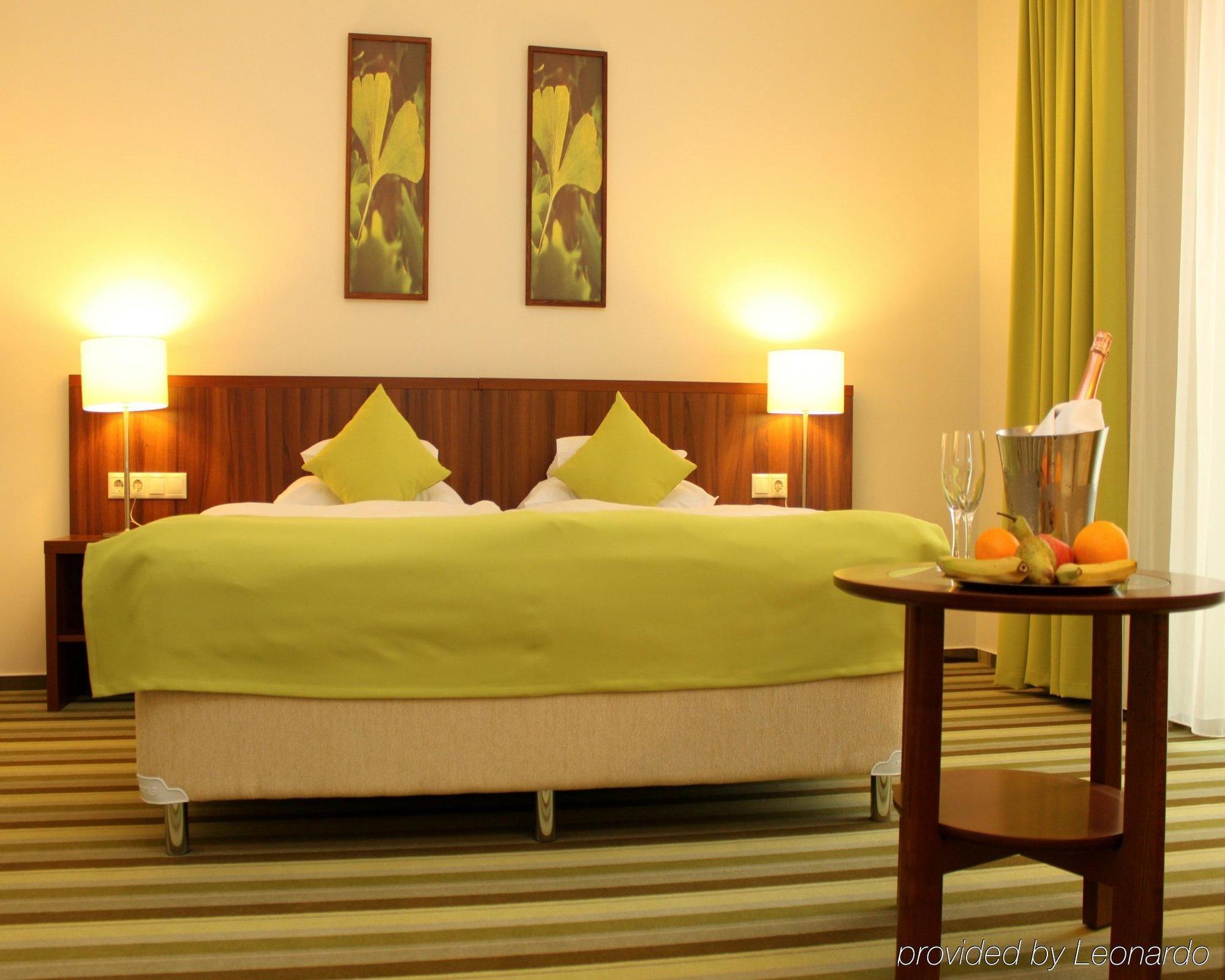 Hotel Ginkgo Hódmezővásárhely Δωμάτιο φωτογραφία